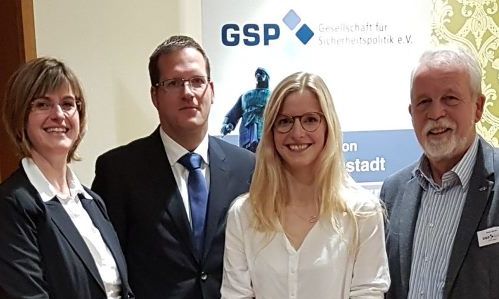Sylvia Schmidt, Expertin zum Thema Frankreich, zu Besuch bei GSP e.V. Lippstadt